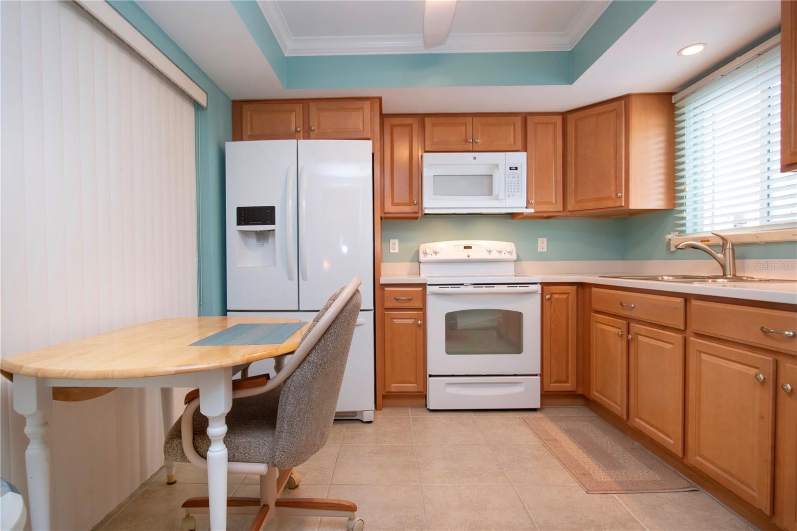 STRATHMORE VILLA'S - Residential