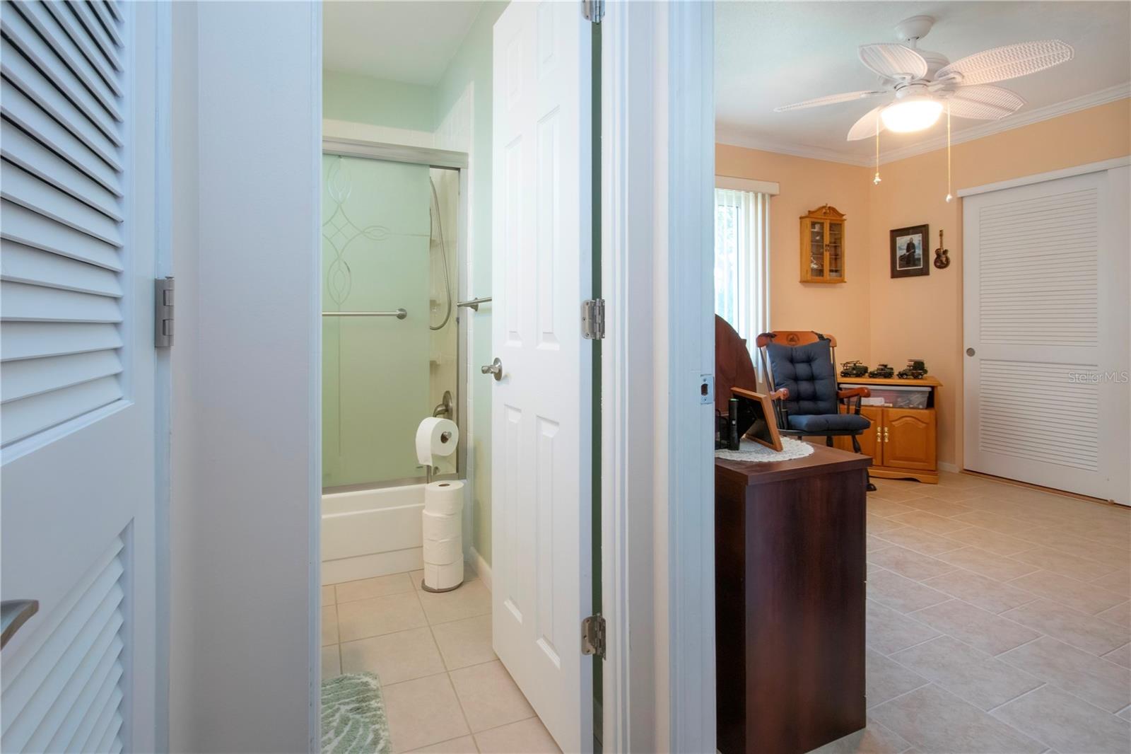 STRATHMORE VILLA'S - Residential