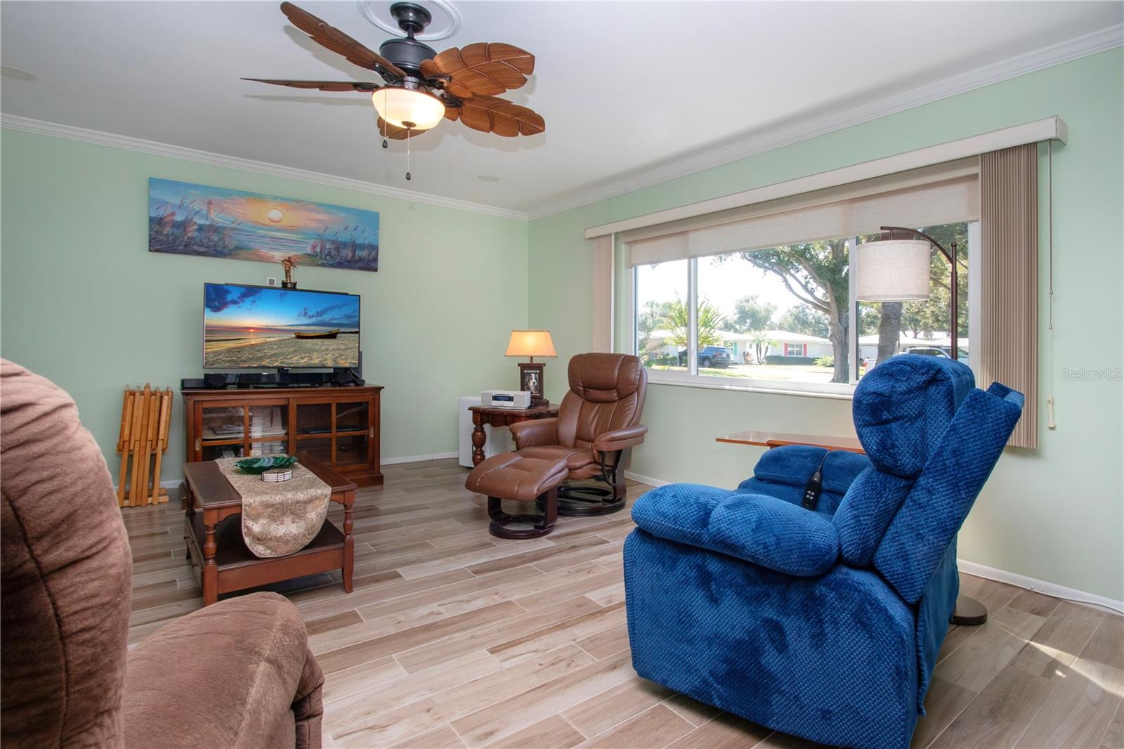 STRATHMORE VILLA'S - Residential