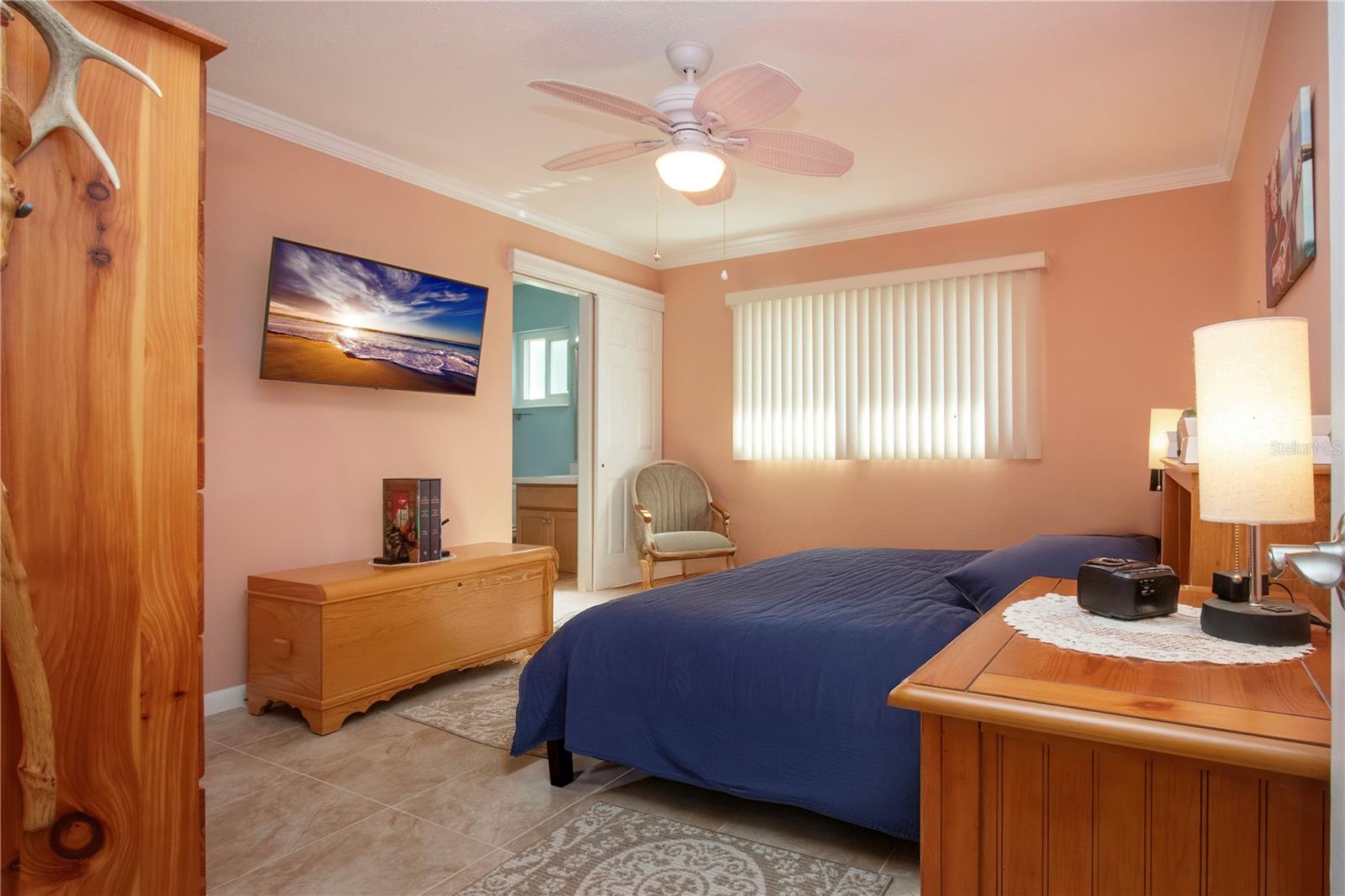 STRATHMORE VILLA'S - Residential