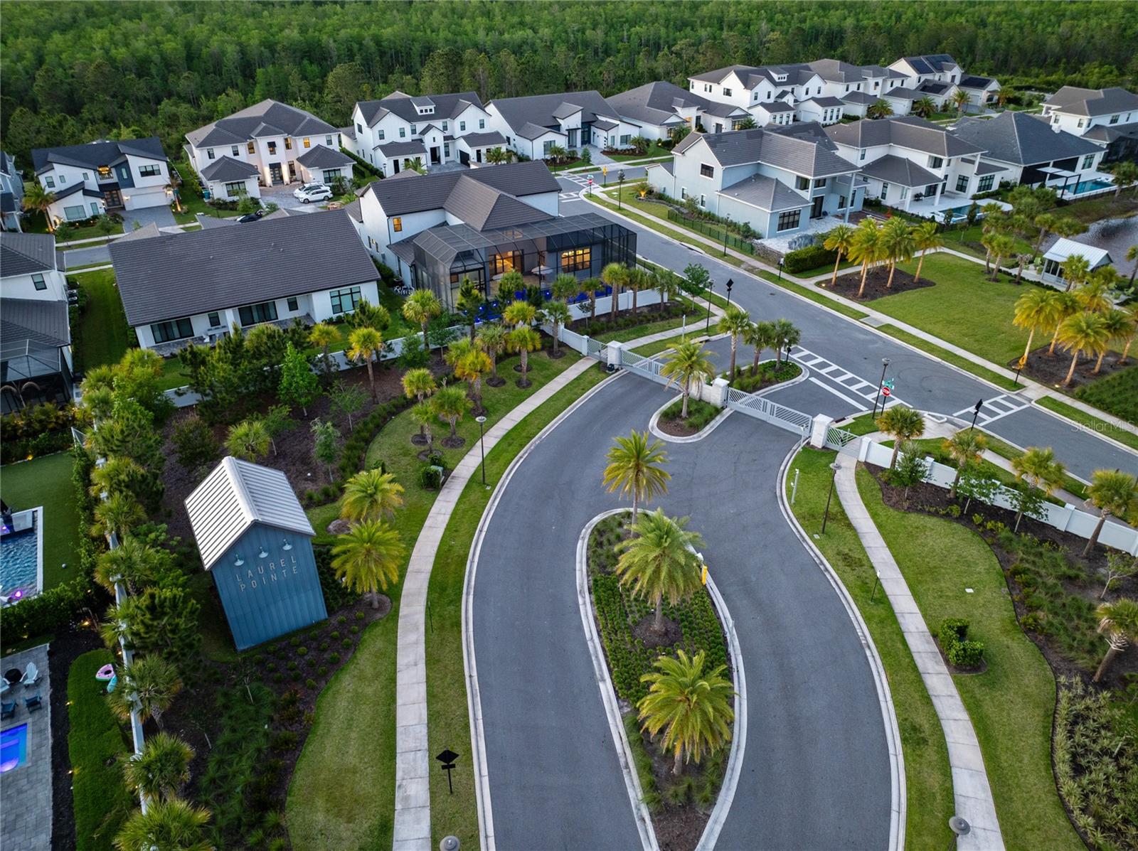 LAUREL POINTE LAKE NONA - Residential