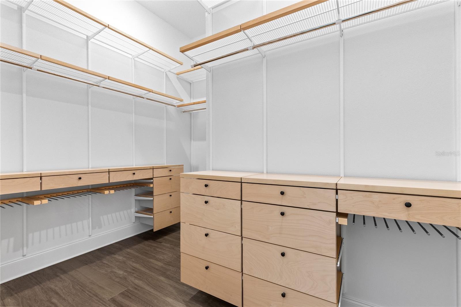 LAUREL POINTE LAKE NONA - Residential