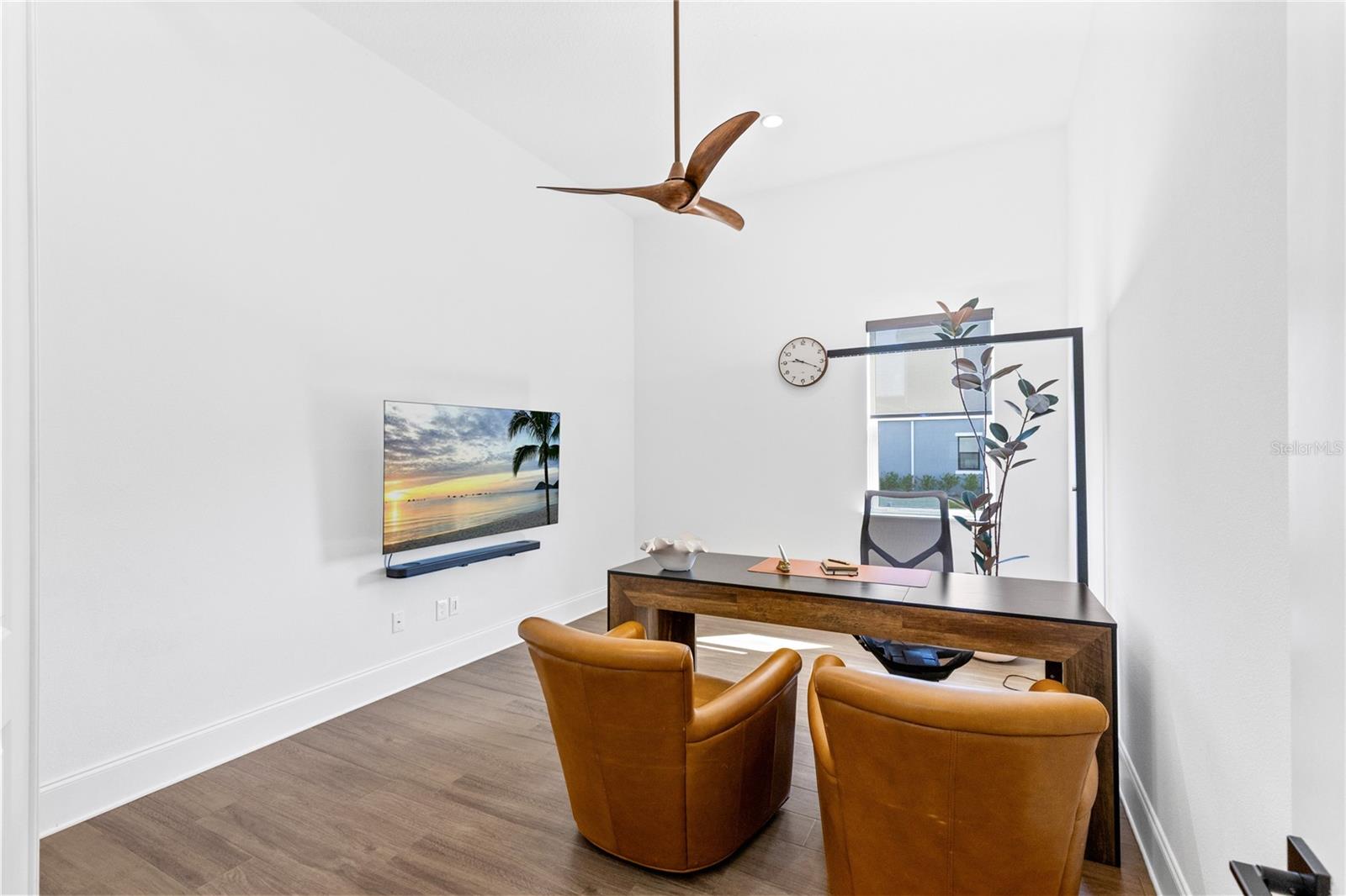 LAUREL POINTE LAKE NONA - Residential