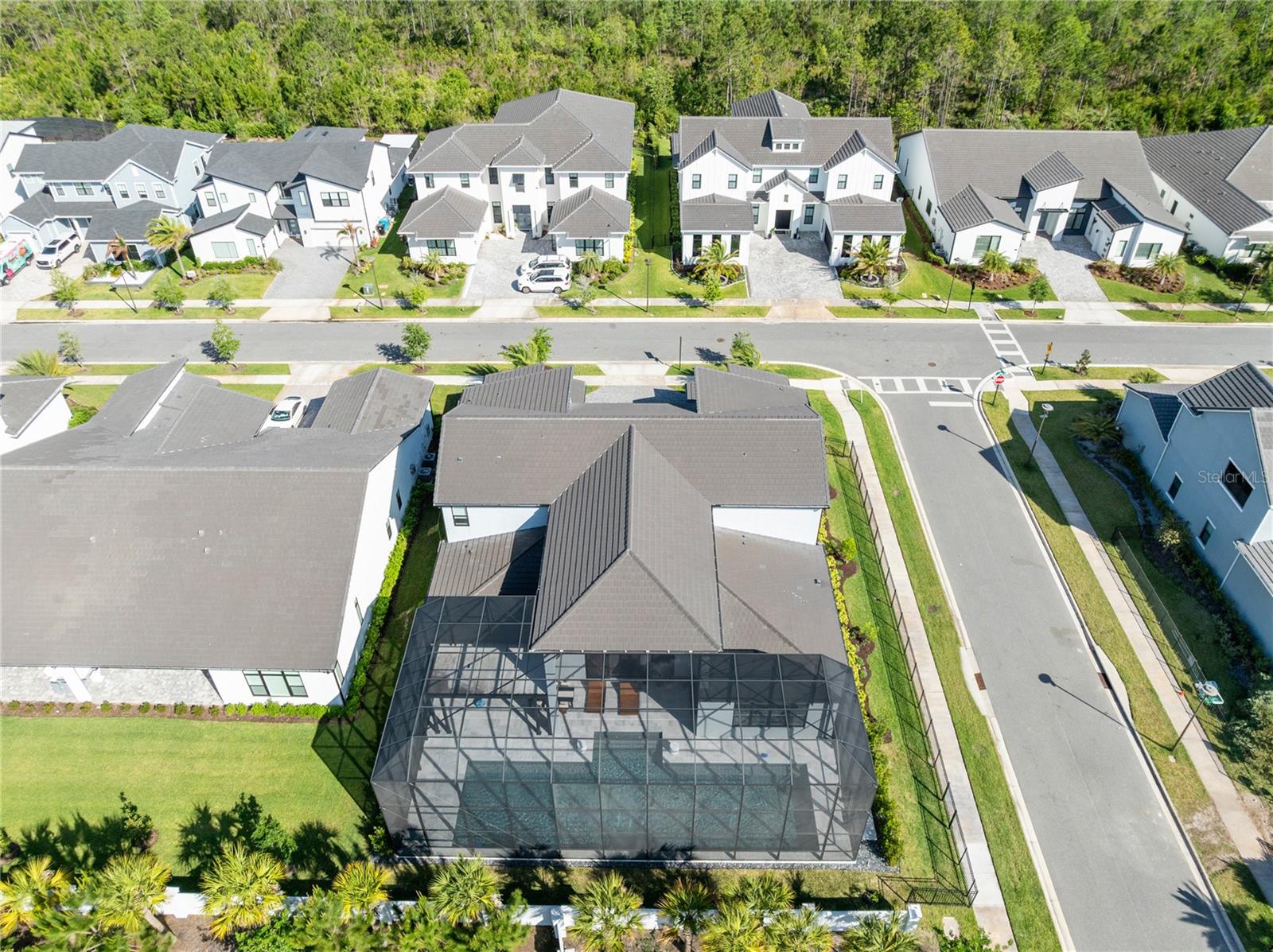 LAUREL POINTE LAKE NONA - Residential
