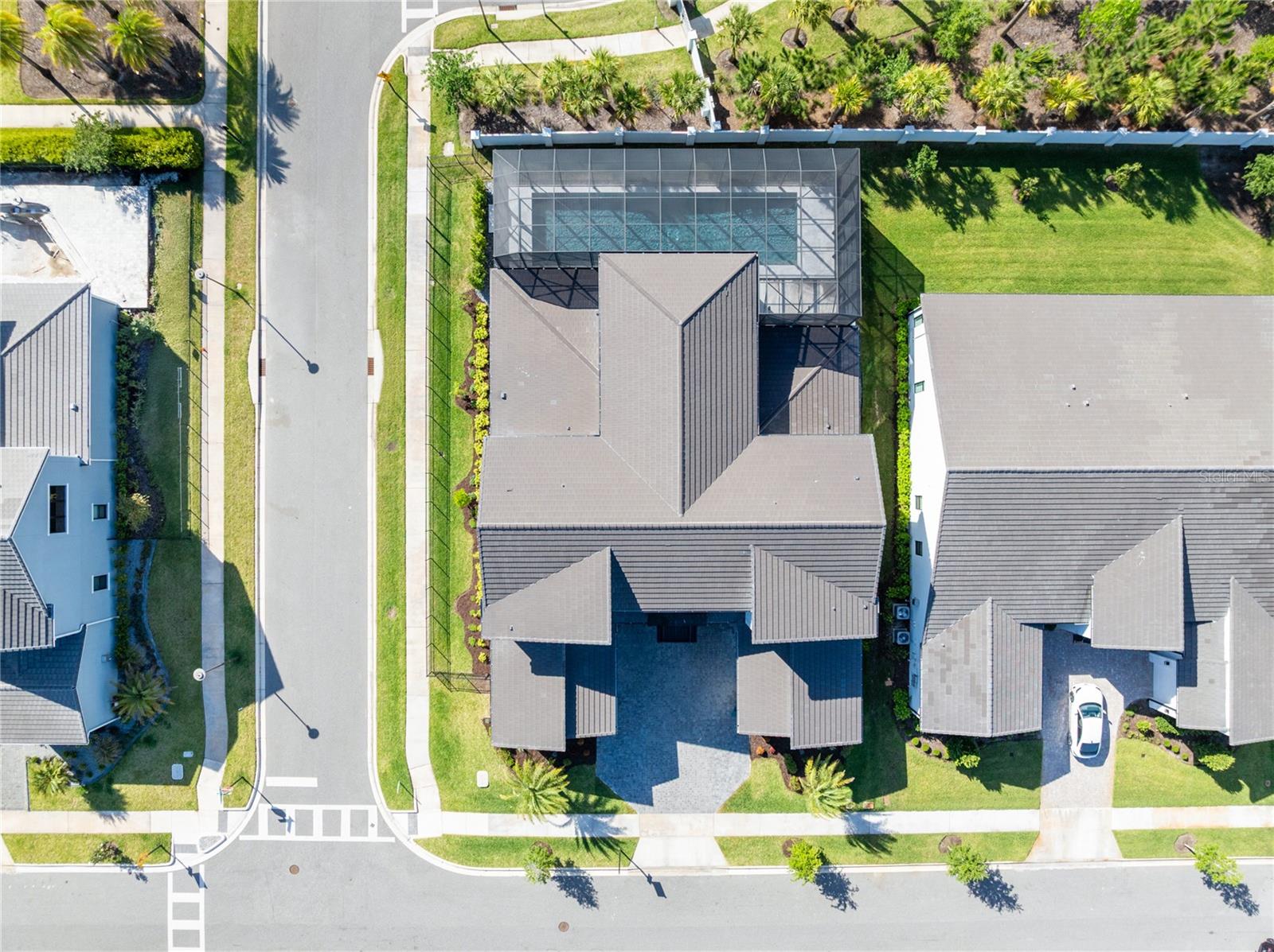 LAUREL POINTE LAKE NONA - Residential