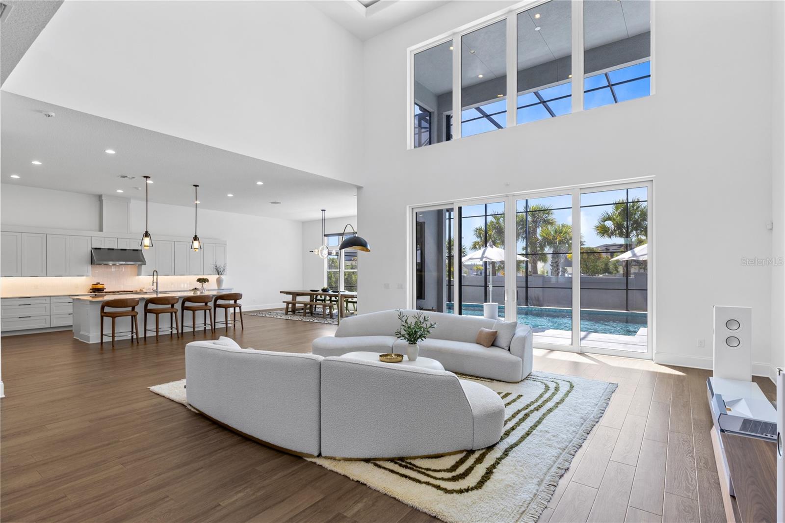 LAUREL POINTE LAKE NONA - Residential