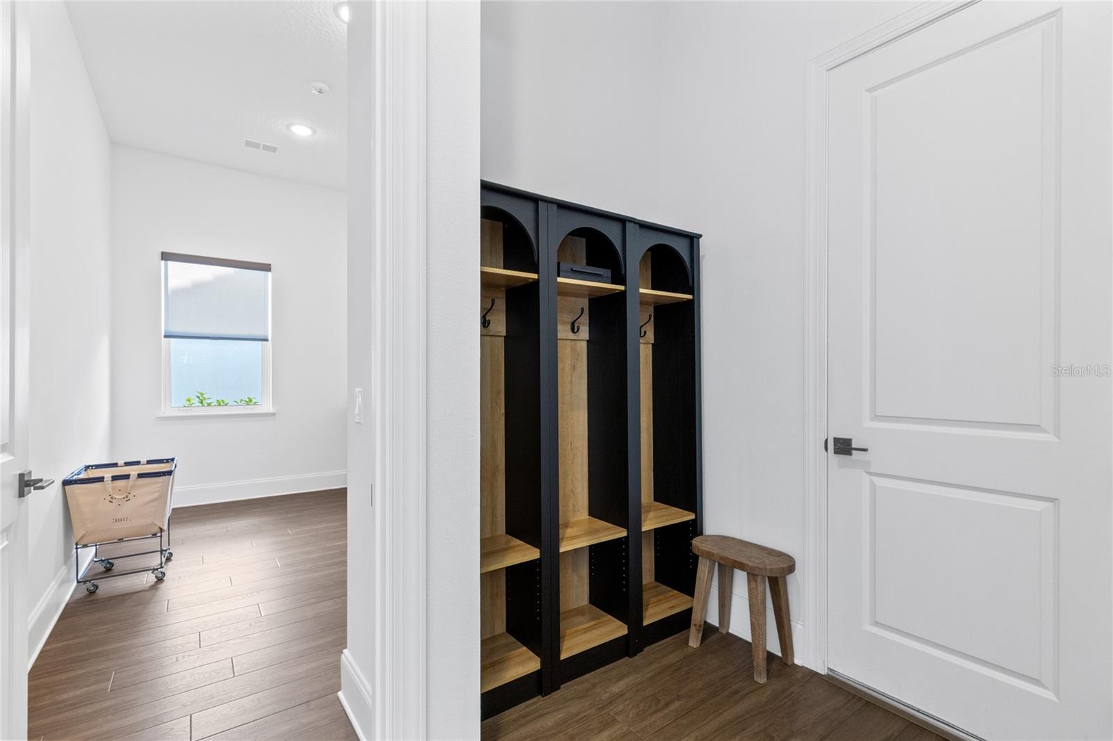 LAUREL POINTE LAKE NONA - Residential