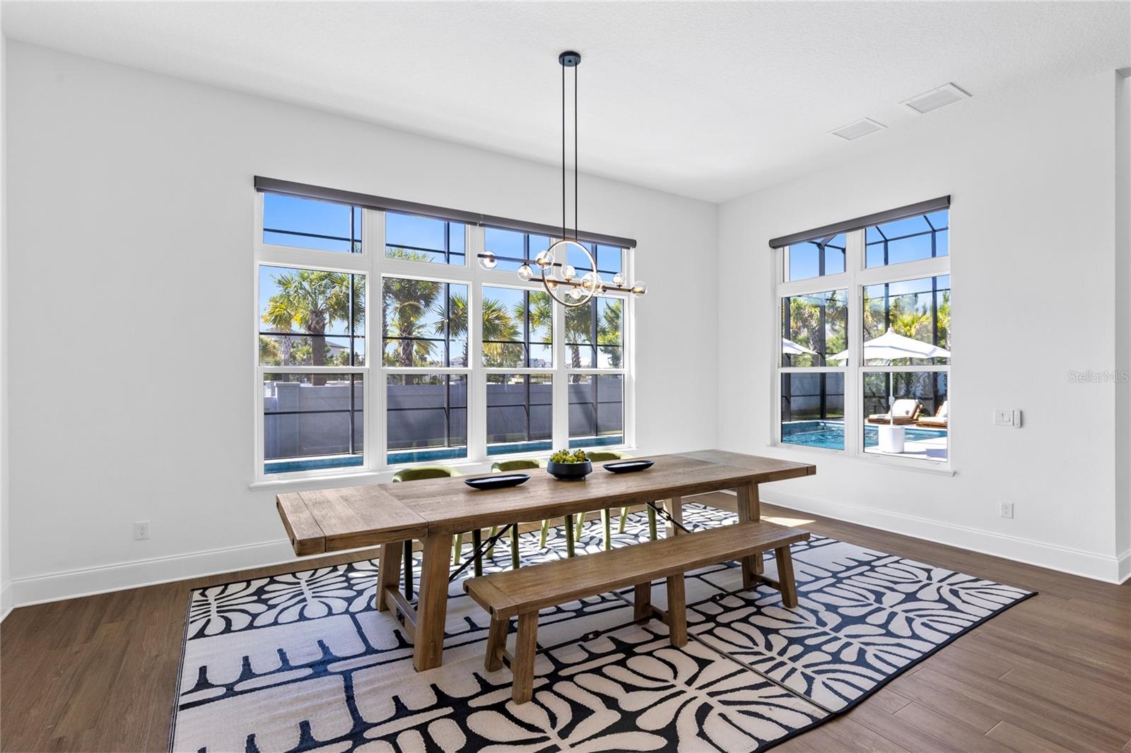 LAUREL POINTE LAKE NONA - Residential