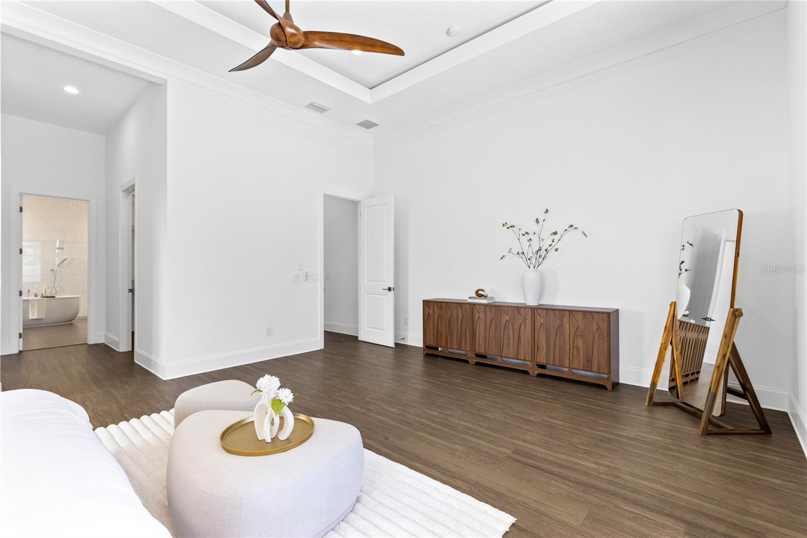 LAUREL POINTE LAKE NONA - Residential