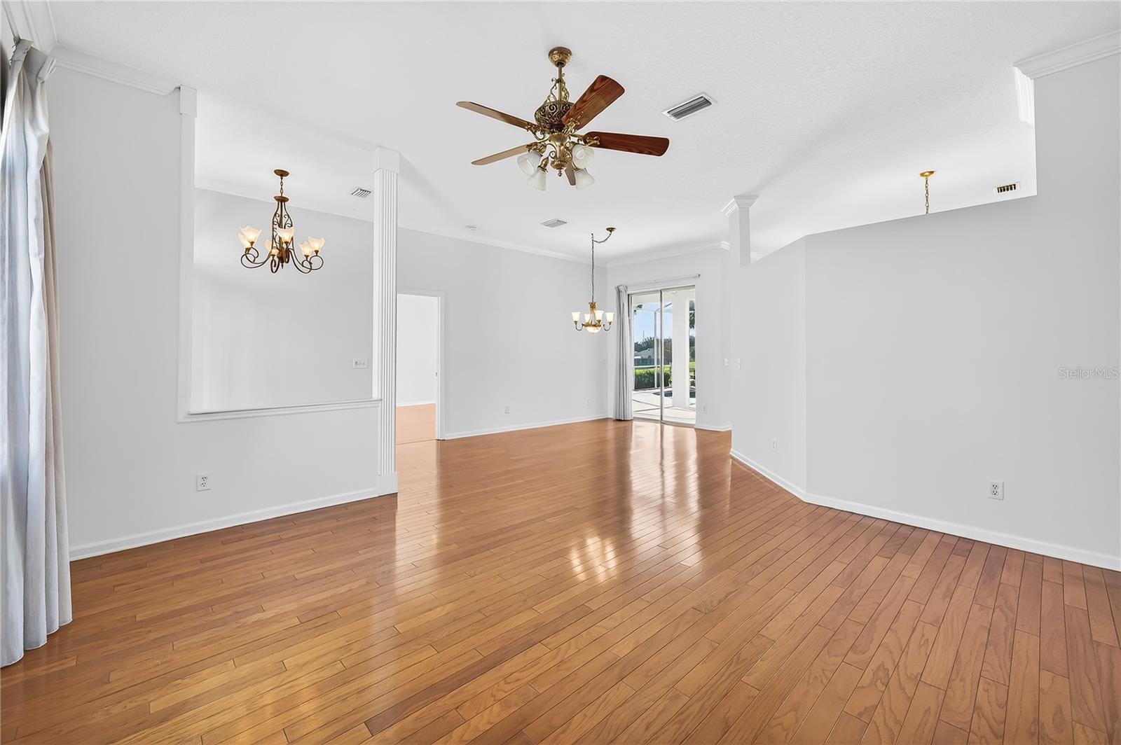 OCALA PALMS 08 - Residential