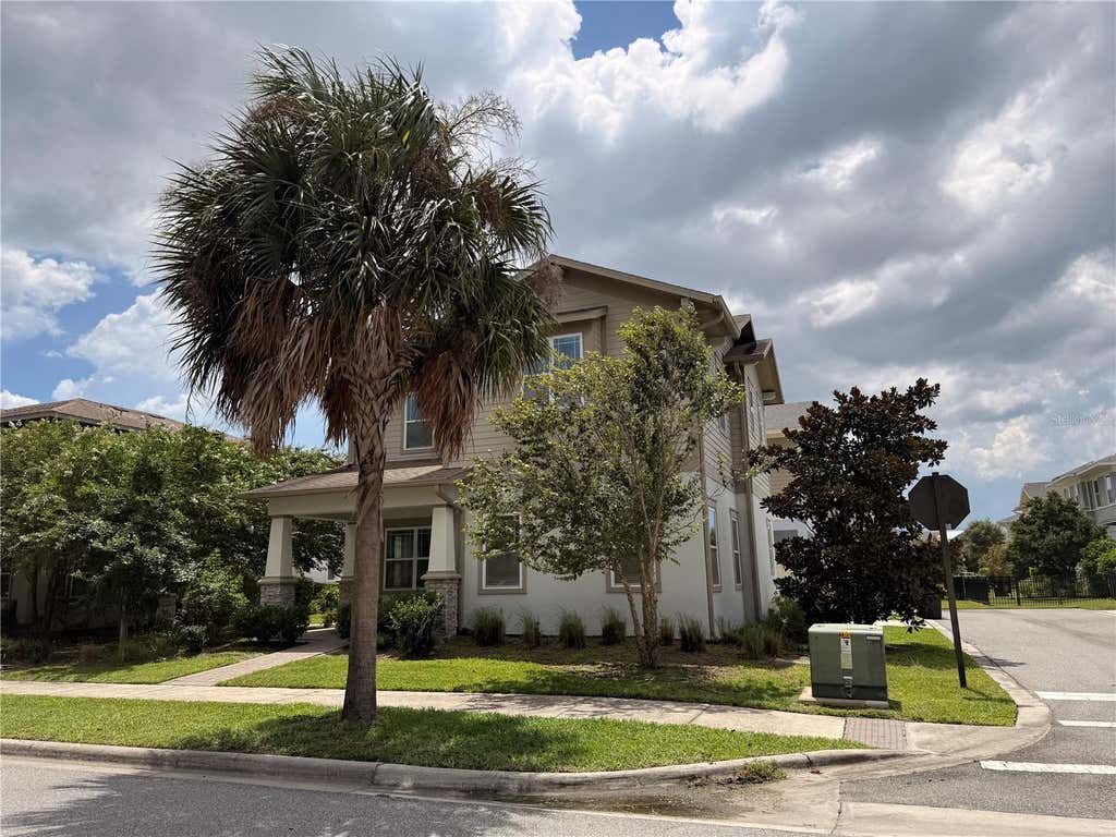 Photo of 13324 Bergstrom Avenue, Orlando, FL 32827 (MLS # S5156000)