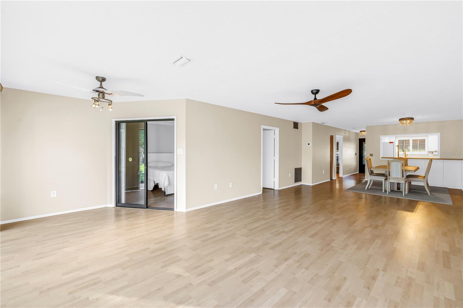 VALENCIA GARDEN II - Residential