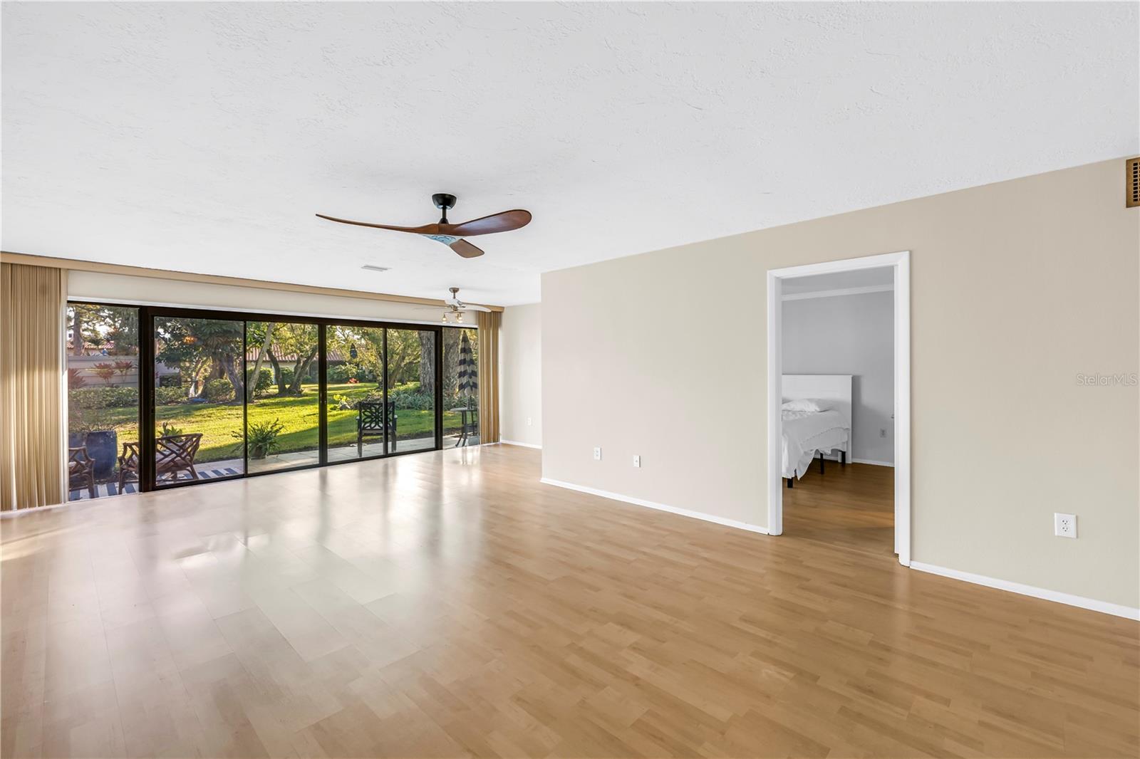 VALENCIA GARDEN II - Residential