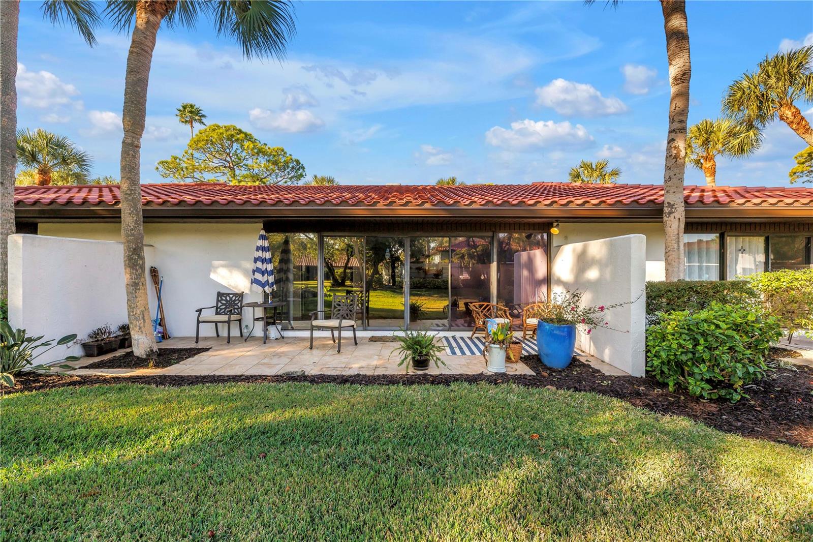 VALENCIA GARDEN II - Residential