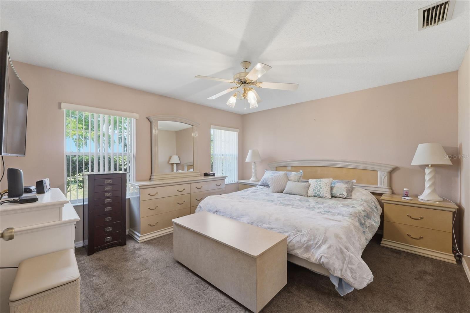 ROLLING HILLS UN 01 - Residential