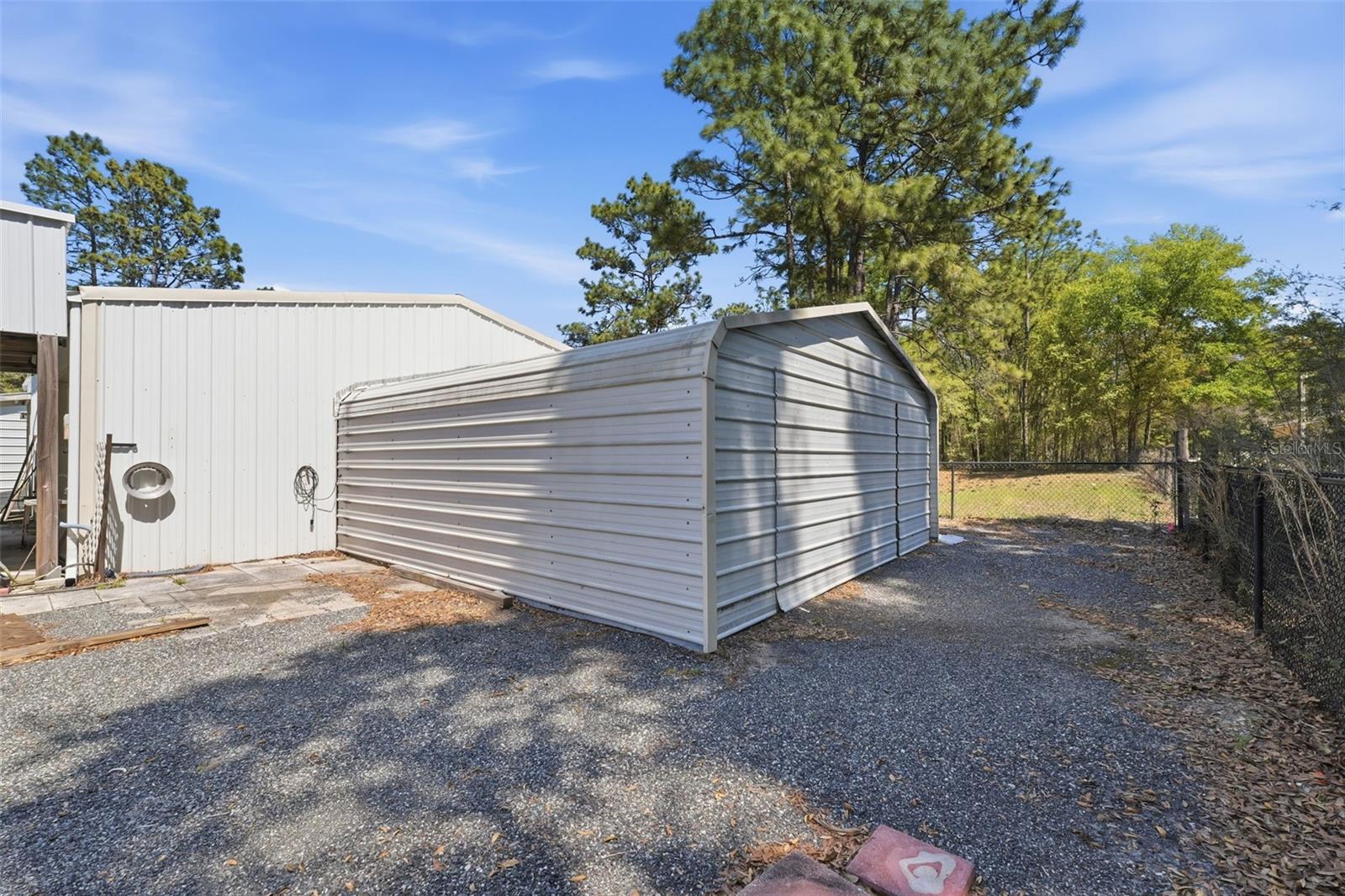 ROLLING HILLS UN 01 - Residential