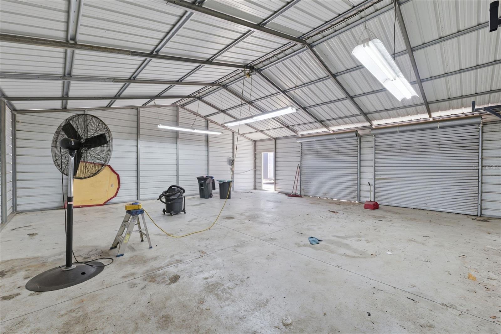 ROLLING HILLS UN 01 - Residential