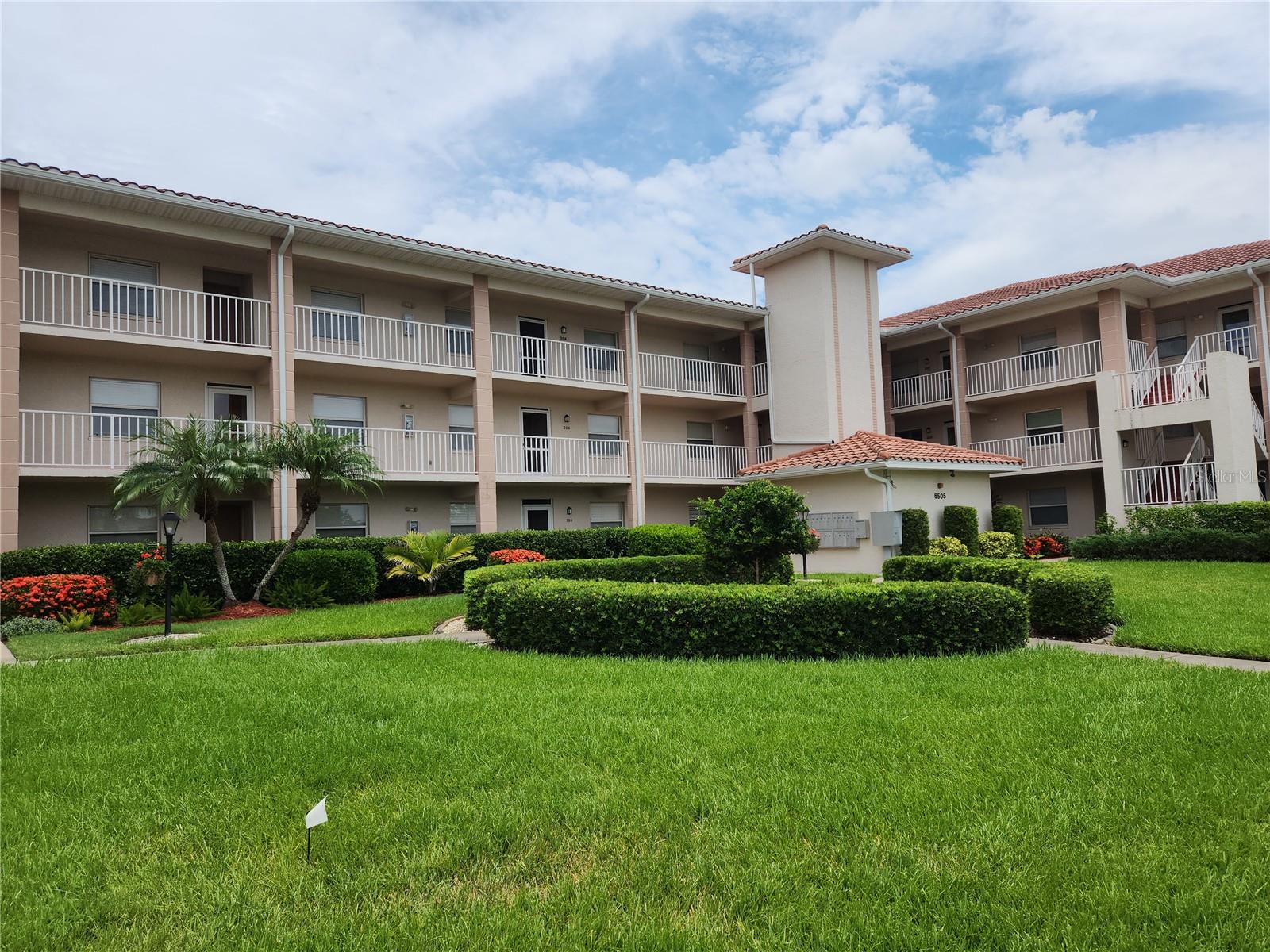 TERRACES 4 OF TARA - Residential Lease