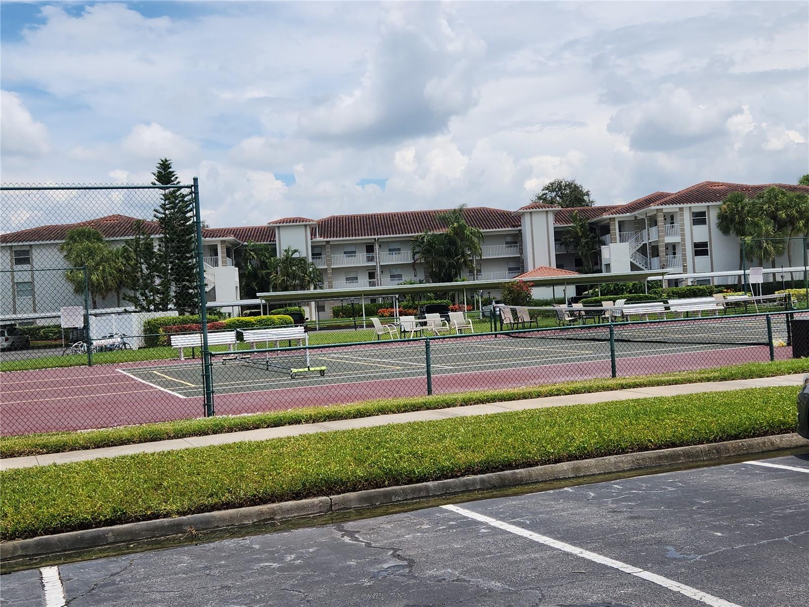 TERRACES 4 OF TARA - Residential Lease