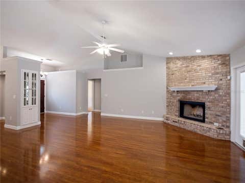 Tiny photo for 1258 NE 51st Loop, Ocala, FL 34479 (MLS # OM727476)