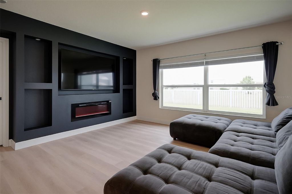 Photo of 424 Quarry Rock Circle, Kissimmee, FL 34758 (MLS # O6322908)