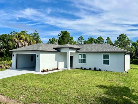 A home in PORT CHARLOTTE