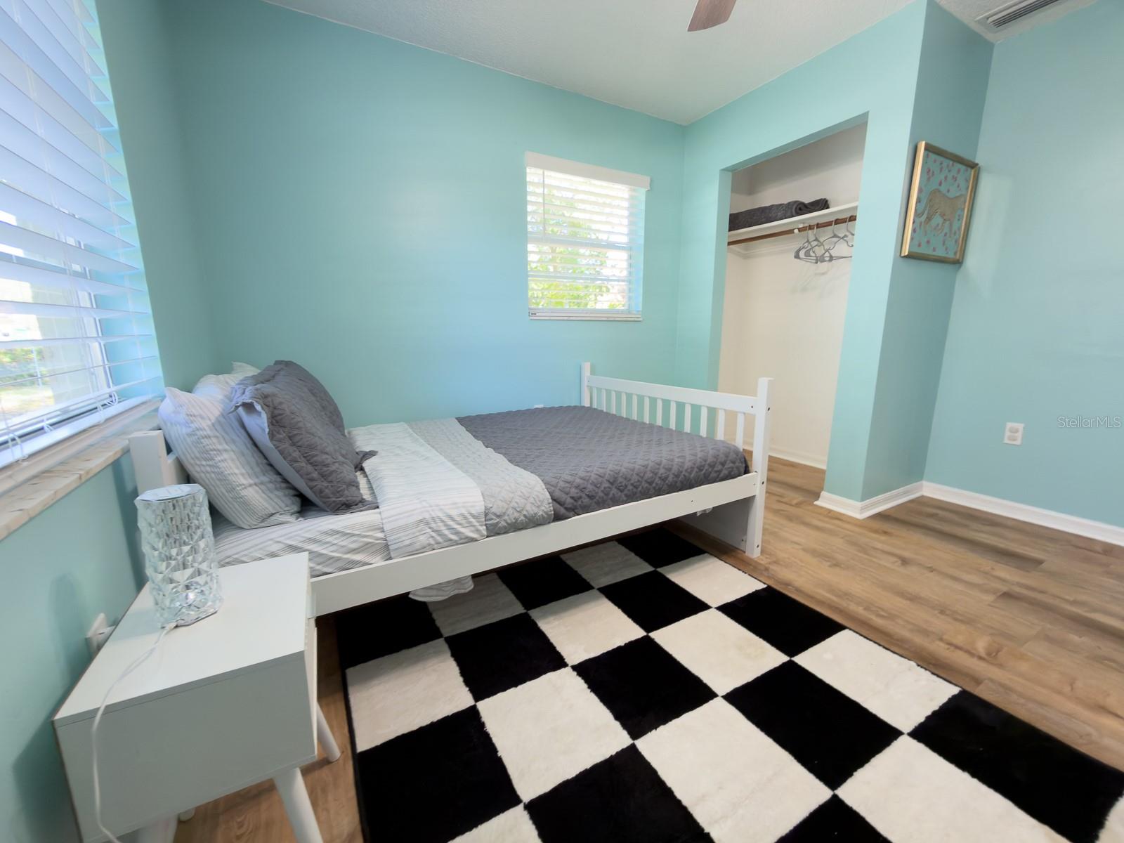 VALLEY/SPGS - Residential