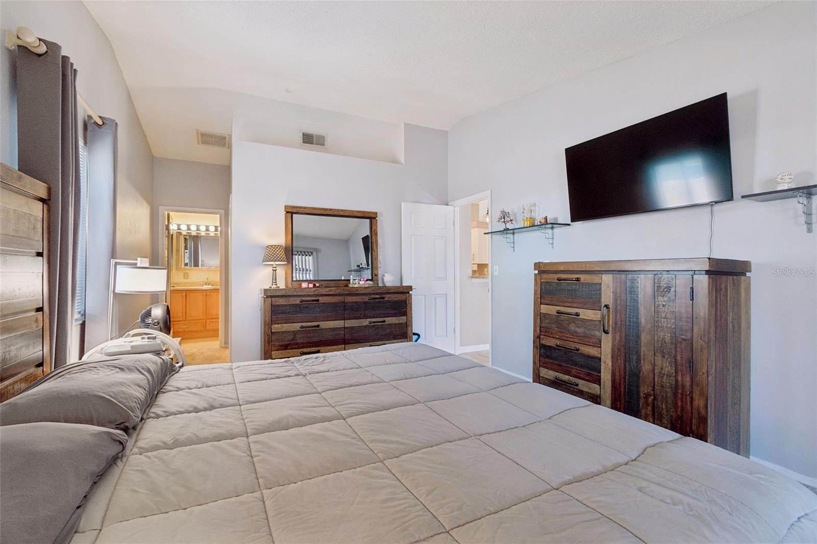 RIDGEWOOD - Residential