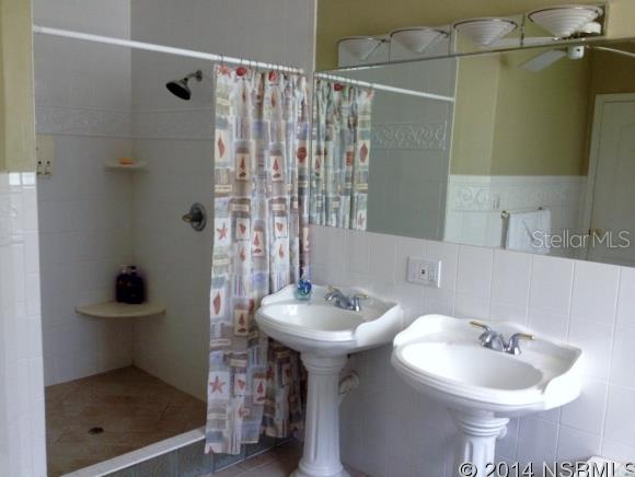 Glen Oaks - Residential