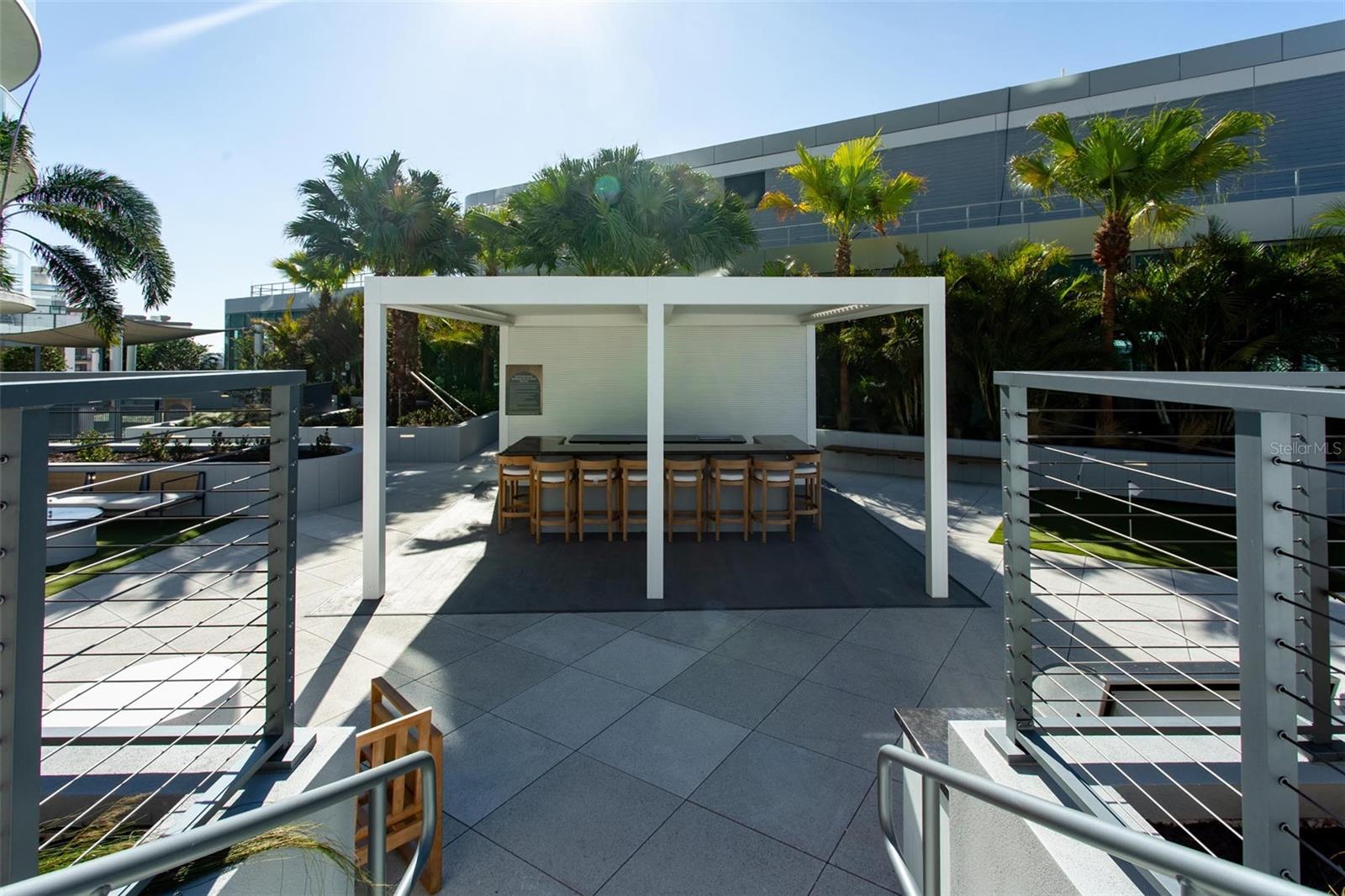 400 CENTRAL - Residential