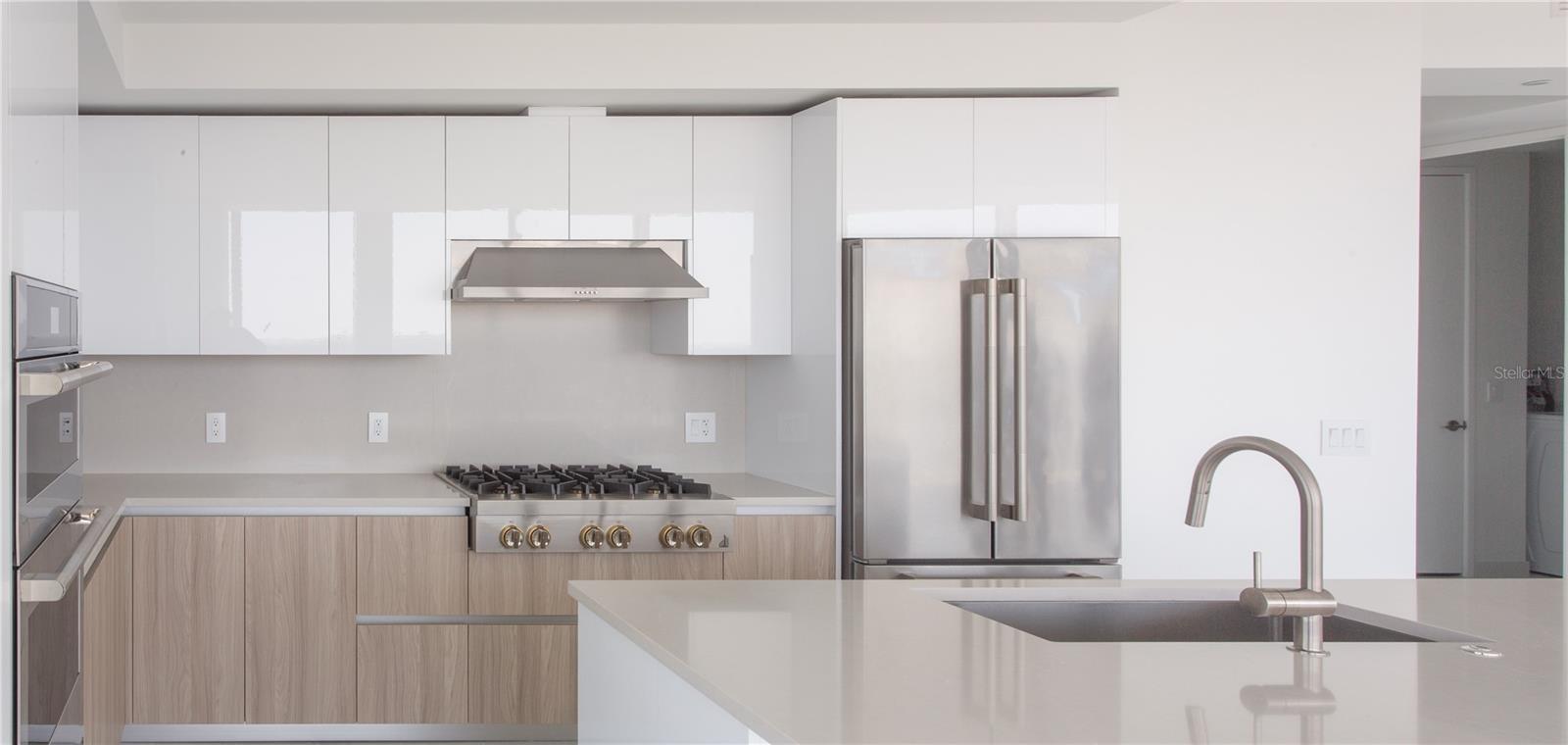 400 CENTRAL - Residential