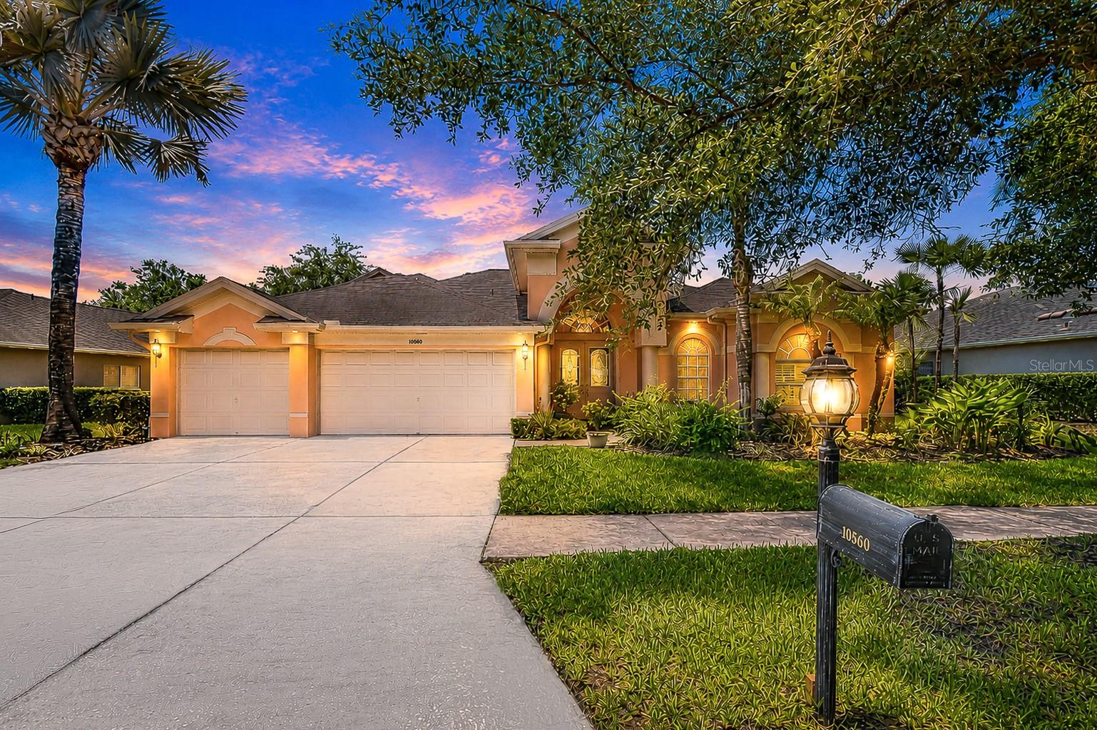 10560 PLANTATION BAY DRIVE