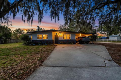 Photo of 308 Granada Road, Auburndale, FL 33823 (MLS # P4937498)