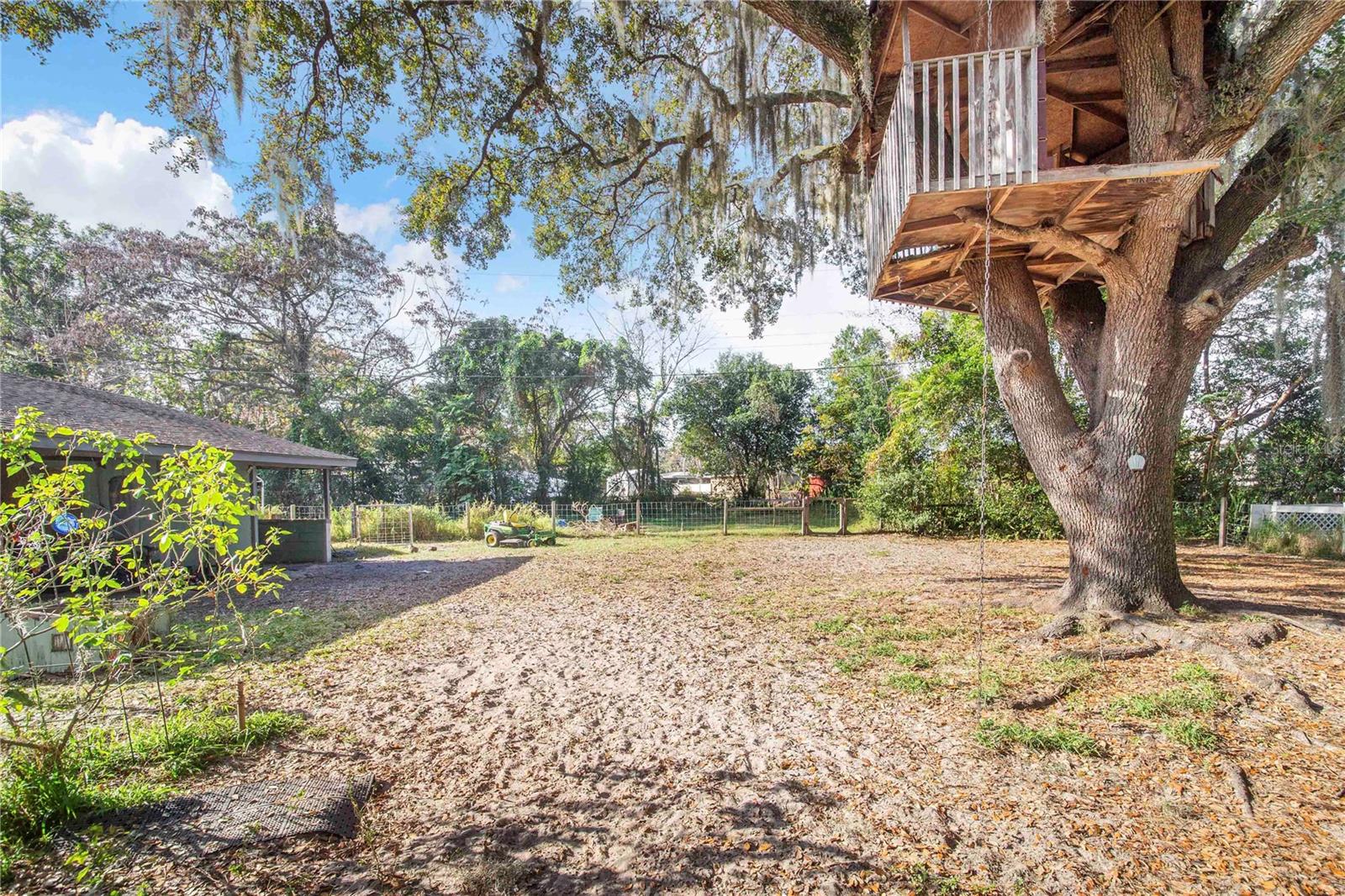 LENA VISTA SUB - Residential