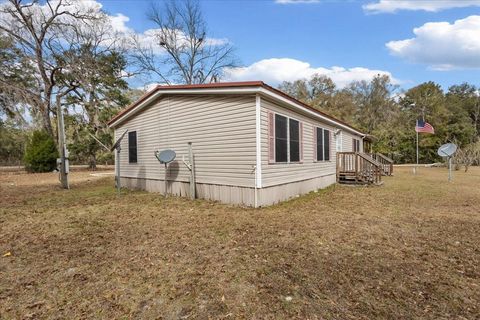 Photo of 12290 NW 85th Avenue, Chiefland, FL 32626 (MLS # GC538046)