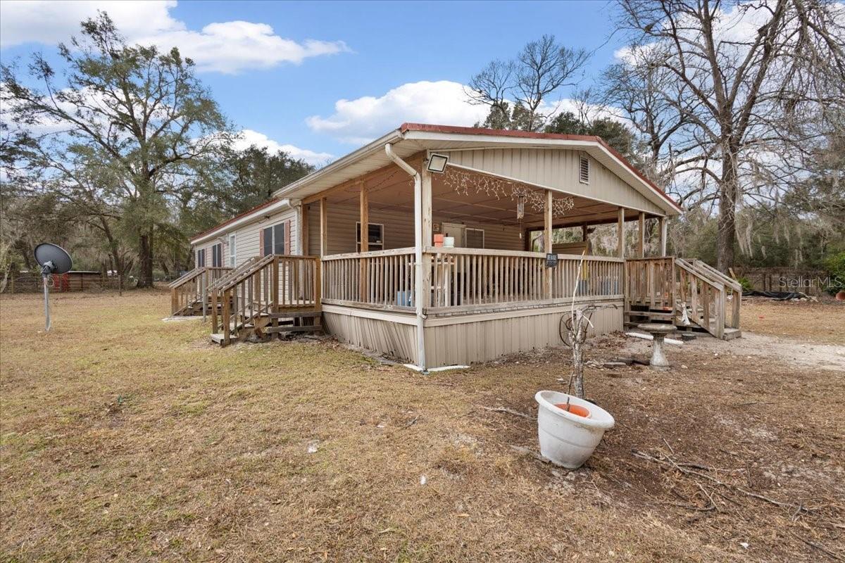 MANATEE FARMS ESTATE 1 - Residential