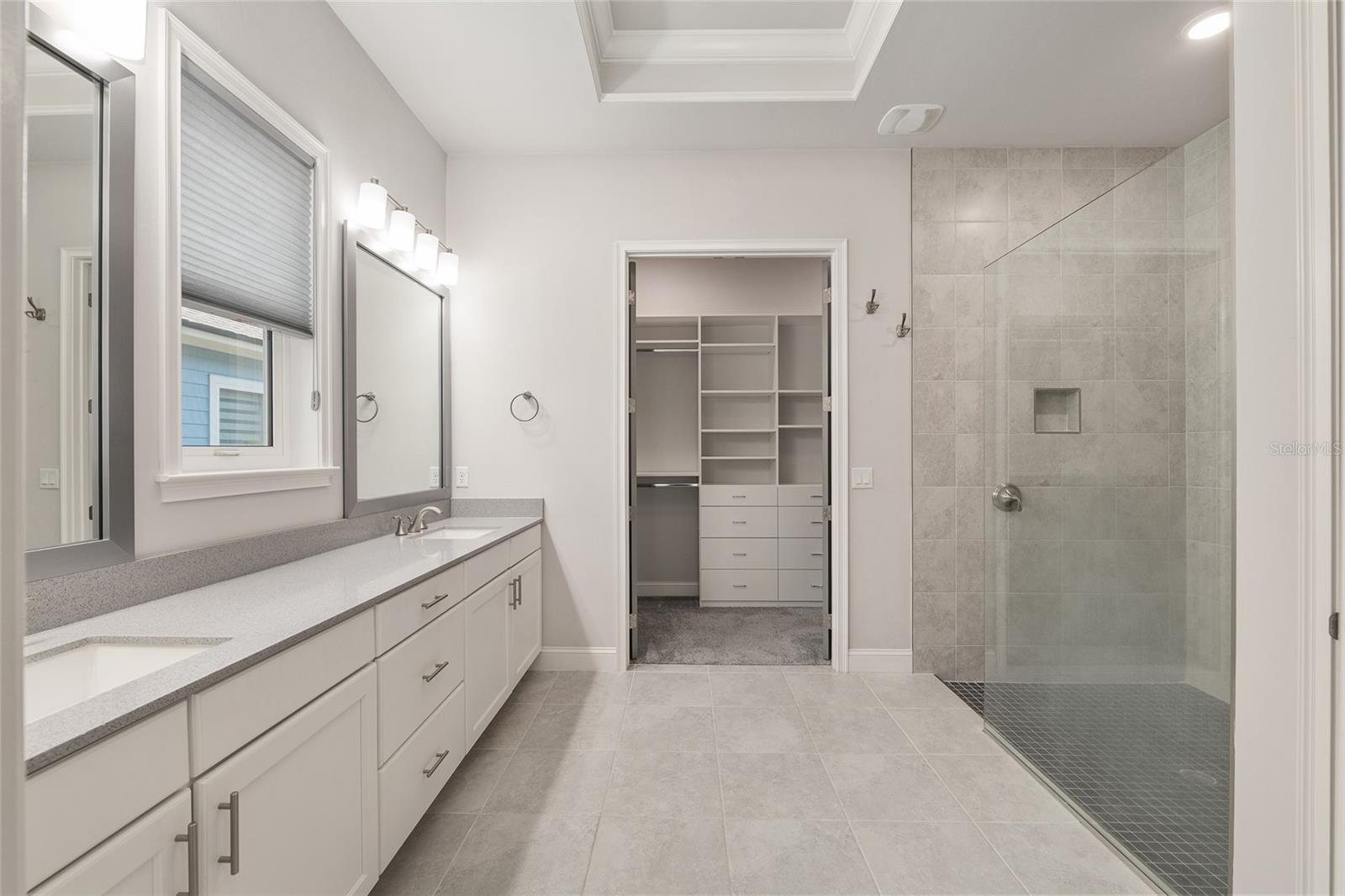 OAKMONT PH 2 PB 32 PG 30 - Residential