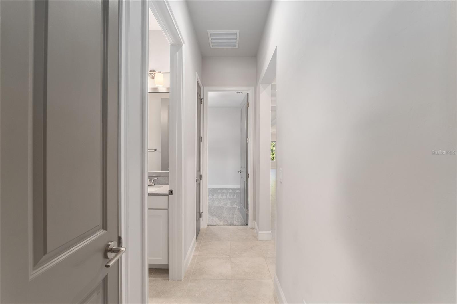 OAKMONT PH 2 PB 32 PG 30 - Residential