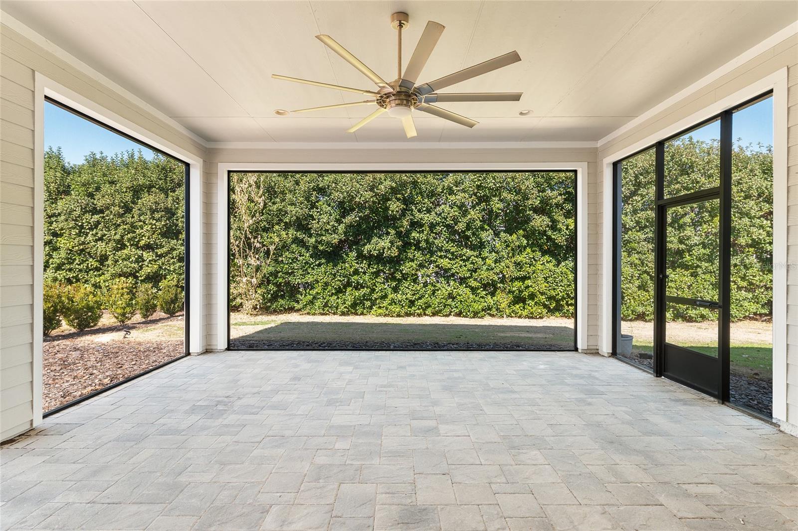 OAKMONT PH 2 PB 32 PG 30 - Residential