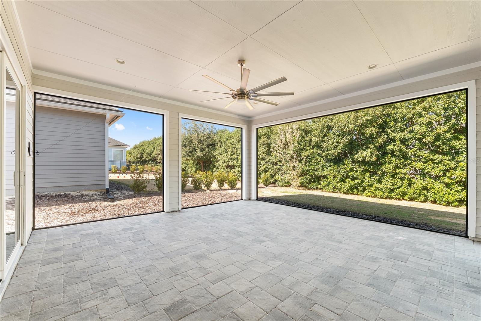 OAKMONT PH 2 PB 32 PG 30 - Residential