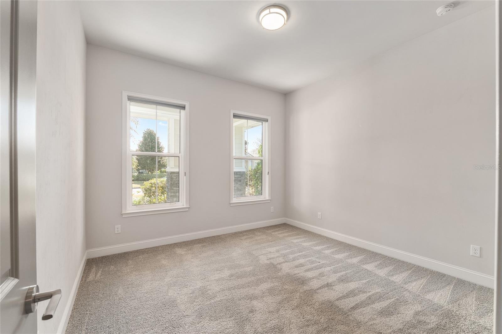 OAKMONT PH 2 PB 32 PG 30 - Residential