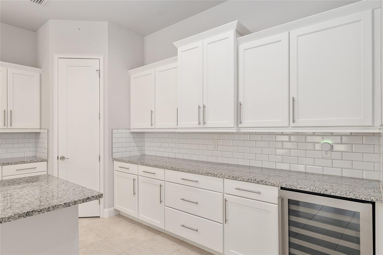 OAKMONT PH 2 PB 32 PG 30 - Residential