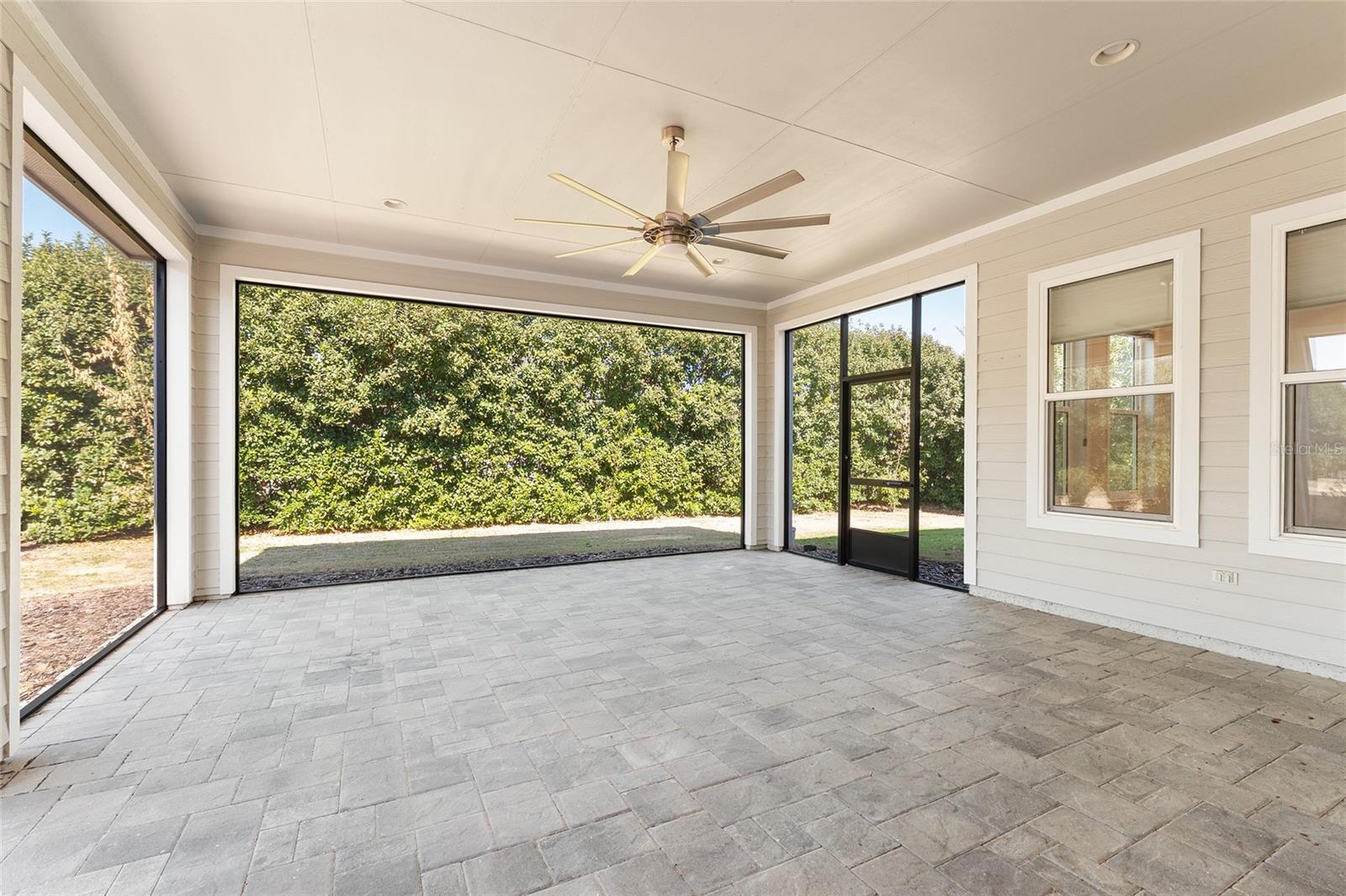 OAKMONT PH 2 PB 32 PG 30 - Residential