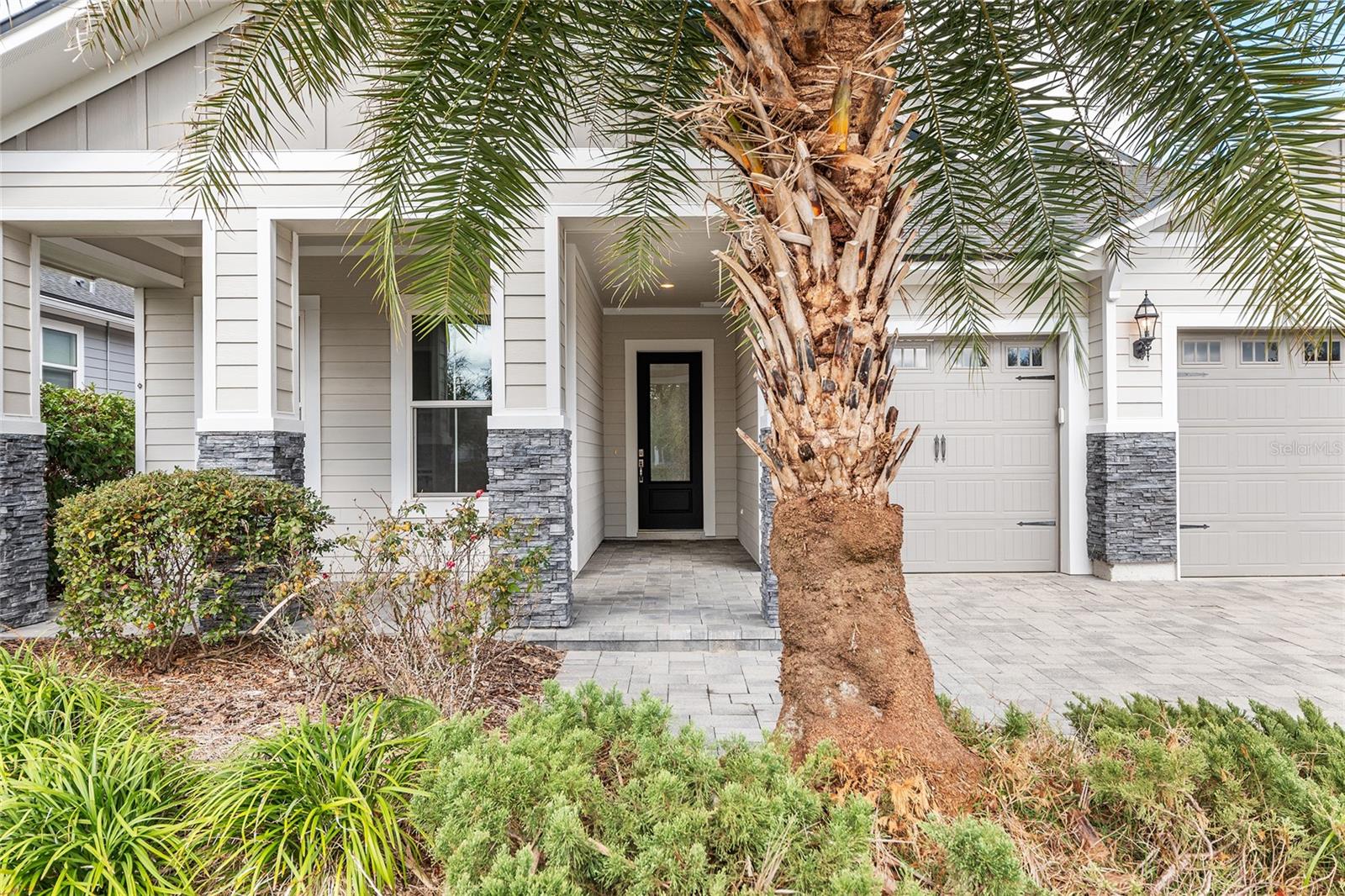 OAKMONT PH 2 PB 32 PG 30 - Residential