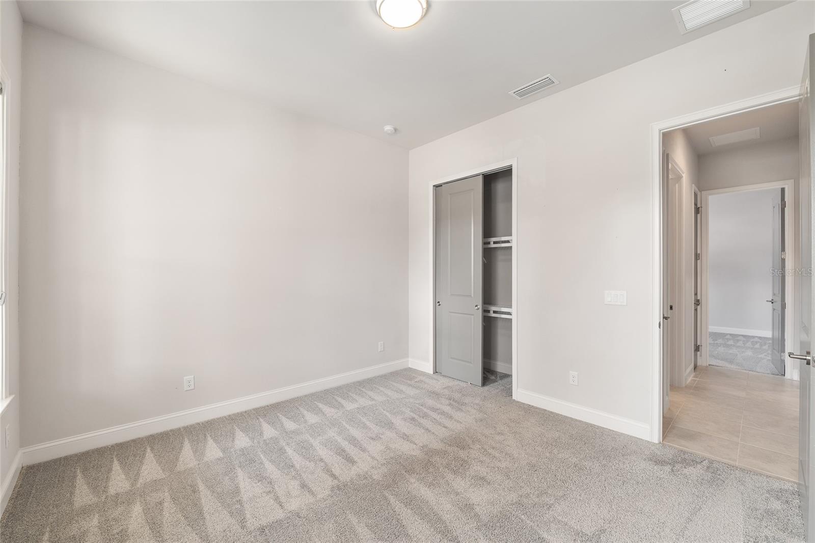 OAKMONT PH 2 PB 32 PG 30 - Residential