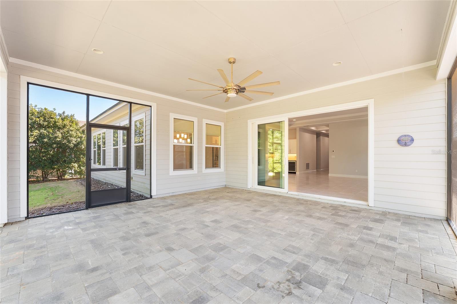 OAKMONT PH 2 PB 32 PG 30 - Residential