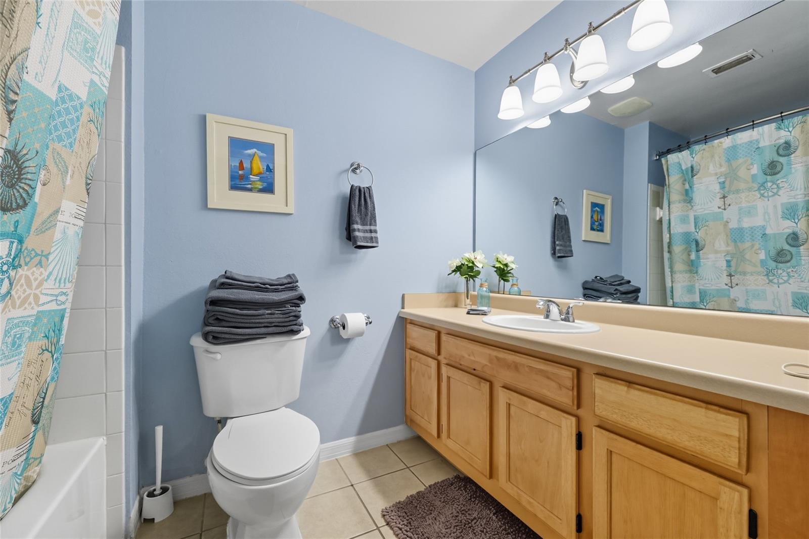 RUNAWAY BEACH CLUB CONDO - Residential