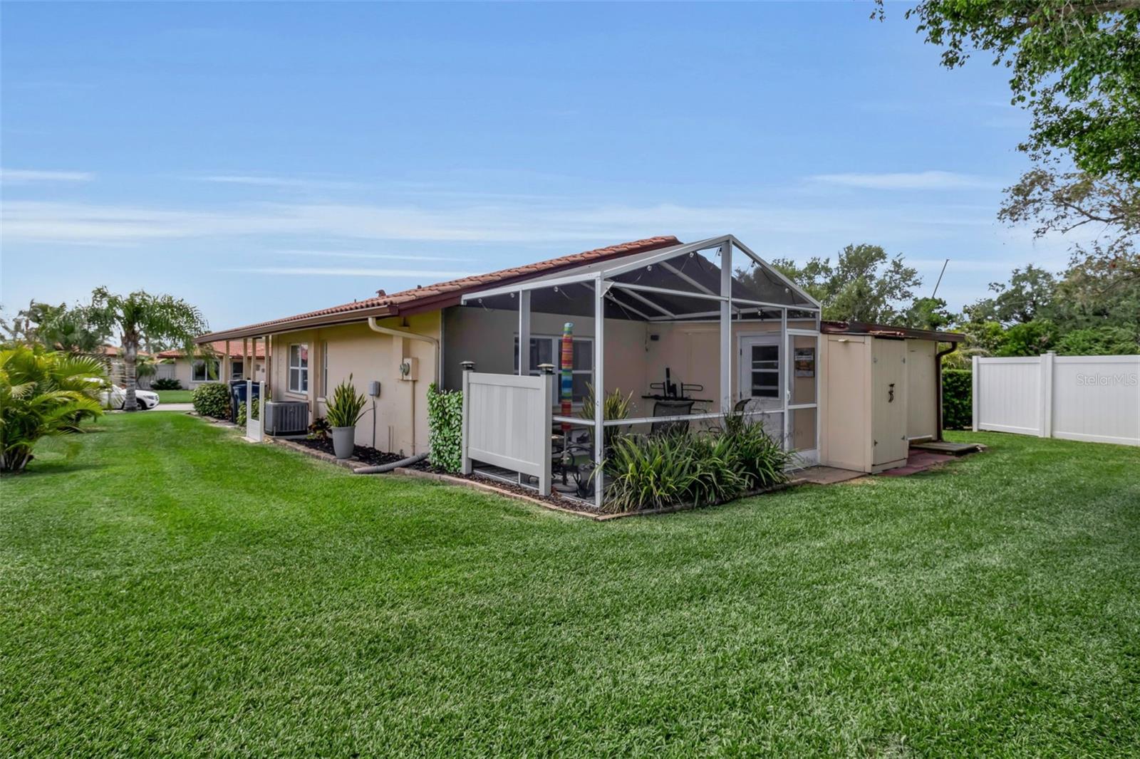 CAMBRIDGE VILLAGE - Residential