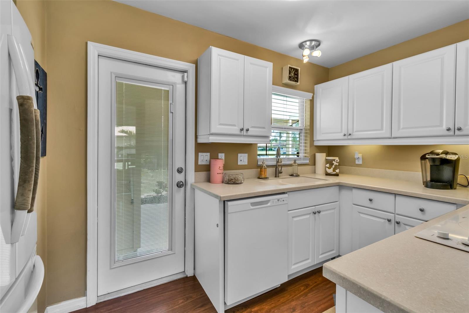 CAMBRIDGE VILLAGE - Residential