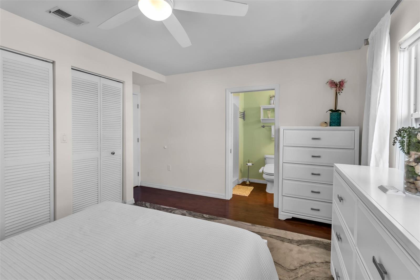 CAMBRIDGE VILLAGE - Residential